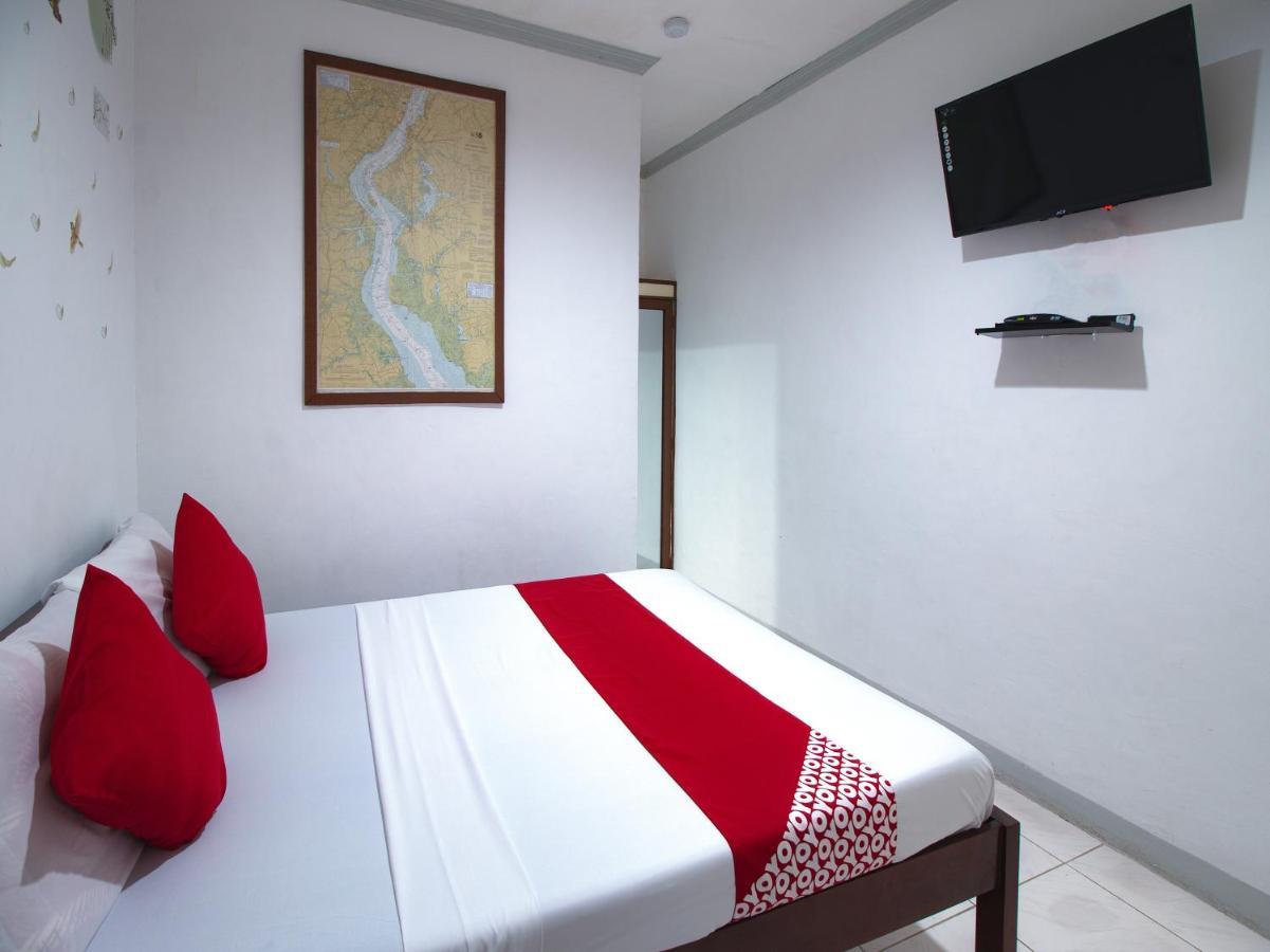 Oyo 771 Darius' Residences Moalboal Buitenkant foto