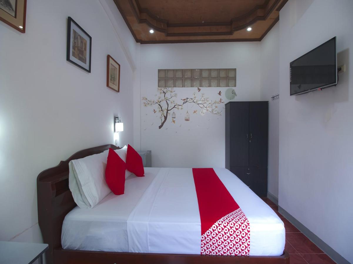 Oyo 771 Darius' Residences Moalboal Buitenkant foto